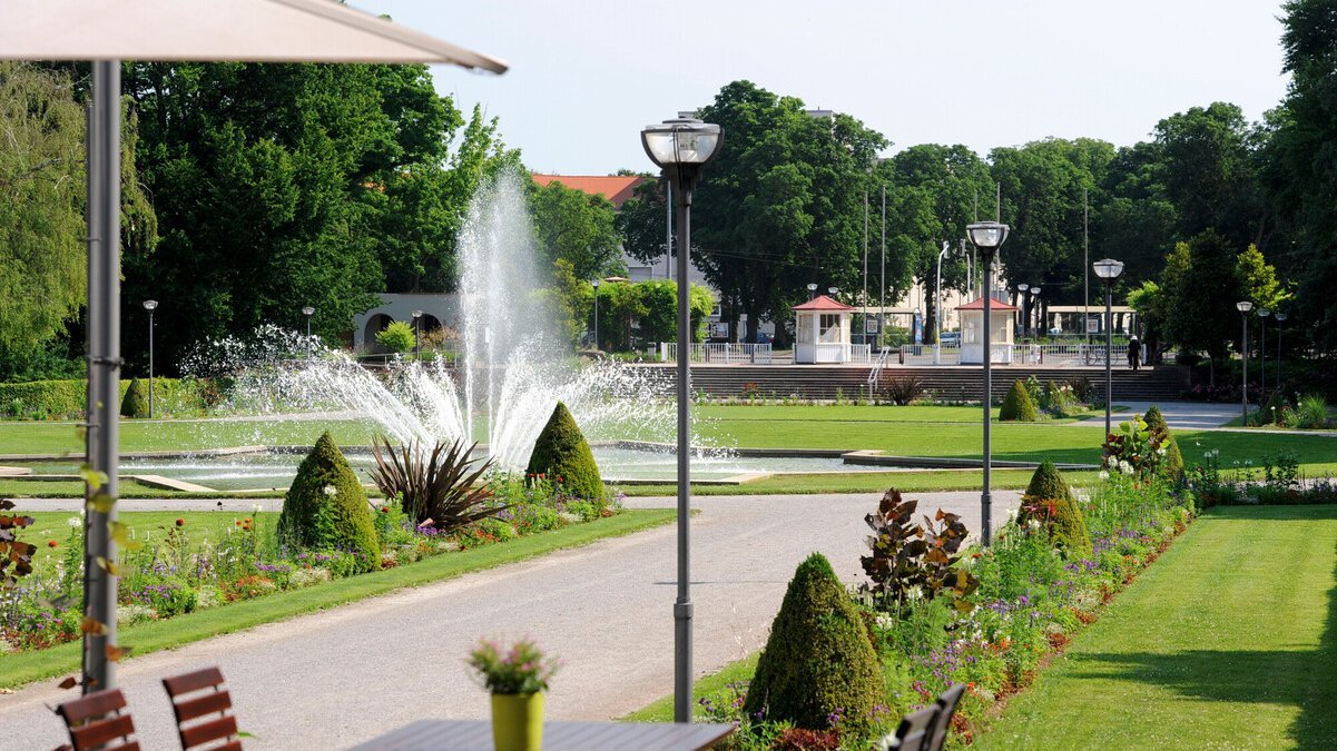 Das Sternbecken im Eingangsbereich des Ebertparks